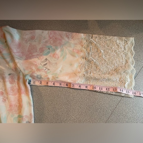La Vie En Rose 🌹 Pastel Floral Lace Trim Kimono Robe Size S/M - Picture 12 of 12